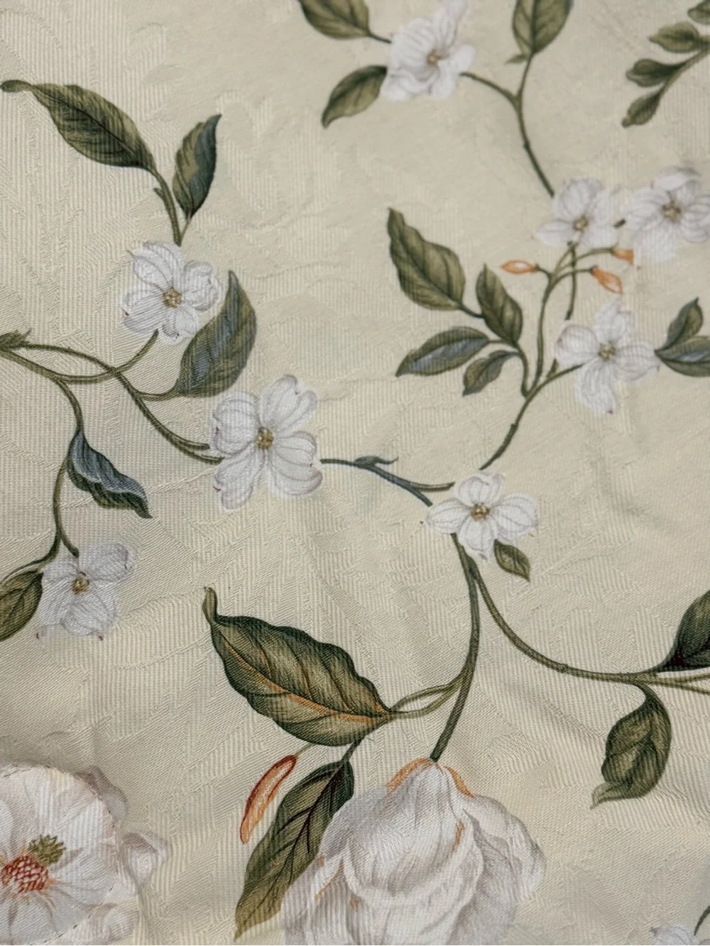 Reversible designer Waverly Floral Cream Botanical comforter and shams